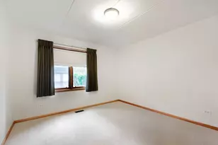 4940 W 134 Ct, Crestwood, IL 60418 - Photo 7