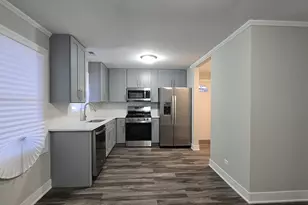 17092 Jodave Ave, Hazel Crest, IL 60429 - Photo 5