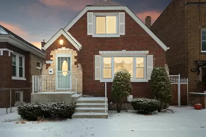 10557 S Indiana Avenue, Chicago, IL 60628 - Photo 1