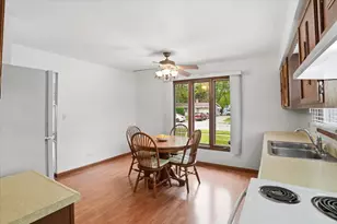 58 N California Ave, Mundelein, IL 60060 - Photo 7
