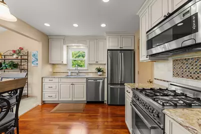 2865 Meadow Lane #v2, Schaumburg, IL 60193 - Photo 3