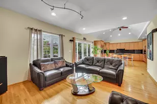 1704 Marguerite St, Park Ridge, IL 60068 - Photo 11