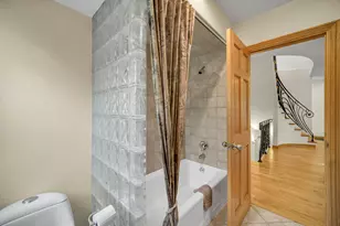 1704 Marguerite St, Park Ridge, IL 60068 - Photo 17