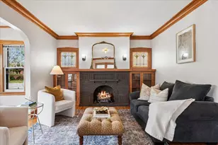 944 N Humphrey Ave, Oak Park, IL 60302 - Photo 3