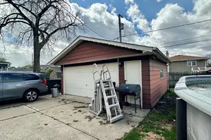 8404 S 79th Ave, Justice, IL 60458 - Photo 17