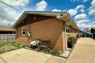 8404 S 79th Ave, Justice, IL 60458 - Photo 15