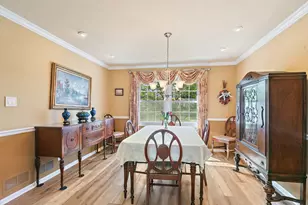 1363 W St James Ct, Palatine, IL 60067 - Photo 9