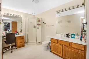 1300 Pembrook Circle, Roselle, IL 60172 - Photo 21