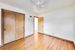 7810 Kilbourn Ave, Skokie, IL 60076 - Photo 19