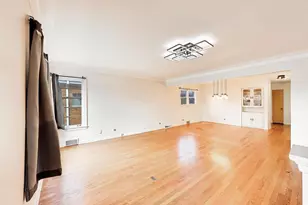 7810 Kilbourn Ave, Skokie, IL 60076 - Photo 3