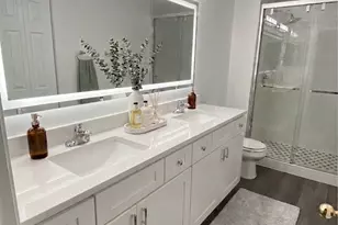 [Address not provided], Elgin, IL 60120 - Photo 15
