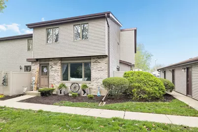 1022 Schoolgate Road #3, New Lenox, IL 60451 - Photo 1