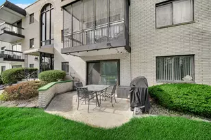 5715 129th St, Crestwood, IL 60418 - Photo 3