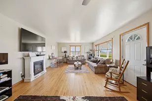 17870 Clover Rd, Morrison, IL 61270 - Photo 11