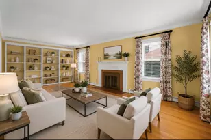 71 Esther St, Crystal Lake, IL 60014 - Photo 7