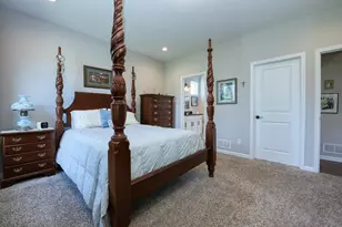 1014 Persimmon Dr, Genoa, IL 60135 - Photo 13