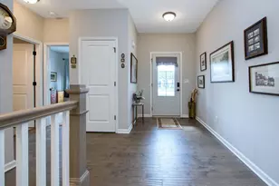 1014 Persimmon Dr, Genoa, IL 60135 - Photo 5