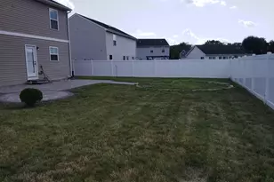 313 Pheasant Run Rd, Joliet, IL 60433 - Photo 3