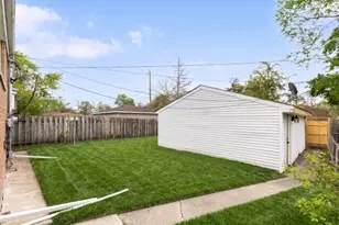 14505 Woodlawn Ave, Dolton, IL 60419 - Photo 27