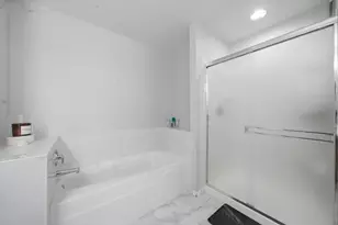 573 N Fox Trl, Round Lake, IL 60073 - Photo 13