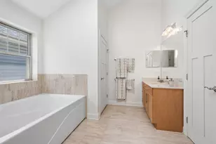 5725 N Jersey Ave, Chicago, IL 60659 - Photo 31