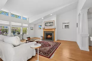 5725 N Jersey Ave, Chicago, IL 60659 - Photo 5