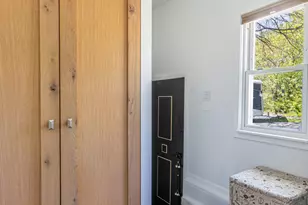 11S104 Jackson St, Burr Ridge, IL 60527 - Photo 9