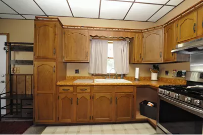 215 S Wasson Street, Streator, IL 61364 - Photo 13