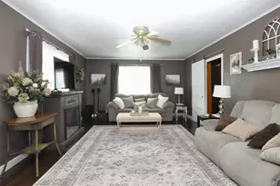 215 S Wasson St, Streator, IL 61364 - Photo 7
