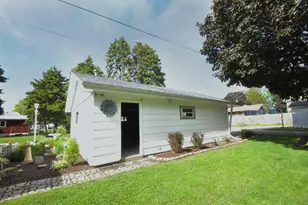 215 S Wasson St, Streator, IL 61364 - Photo 43