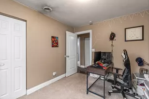 89 W Schubert Ave, Glendale Heights, IL 60139 - Photo 15