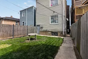 1510 N Harding Ave, Chicago, IL 60651 - Photo 17