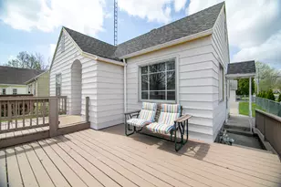 211 S Michigan Ave, Bradley, IL 60915 - Photo 17