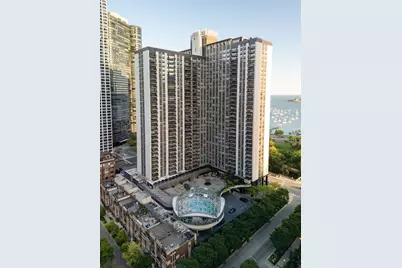 400 E Randolph Street #1104, Chicago, IL 60601 - Photo 27