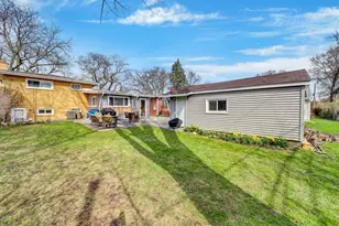 615 N Prospect Manor Ave, Mount Prospect, IL 60056 - Photo 21