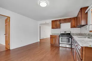 13059 Honore St, Blue Island, IL 60406 - Photo 9
