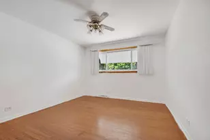 13059 Honore St, Blue Island, IL 60406 - Photo 11