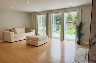 860 S 10th Ave, La Grange, IL 60525 - Photo 3