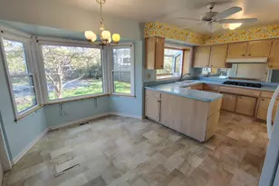 [Address not provided], Glenview, IL 60025 - Photo 5