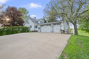 10198 E 2720 St, Kewanee, IL 61443 - Photo 5