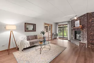 7834 W Forest Hill Ct, Palos Heights, IL 60463 - Photo 5