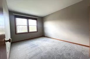 340 Greenview Dr, Crystal Lake, IL 60014 - Photo 47