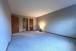 340 Greenview Dr, Crystal Lake, IL 60014 - Photo 39