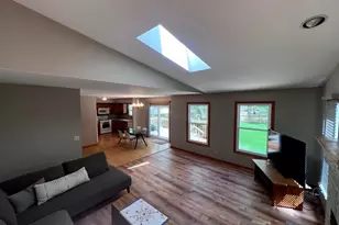 340 Greenview Dr, Crystal Lake, IL 60014 - Photo 25