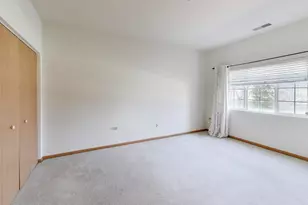 605 Barrington Ave, East Dundee, IL 60118 - Photo 7