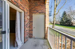 605 Barrington Ave, East Dundee, IL 60118 - Photo 15