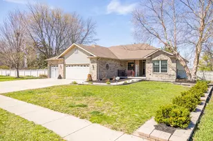 26708 W Megan Dr, Channahon, IL 60410 - Photo 3
