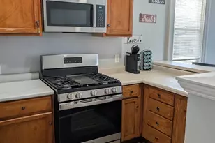 1401 Bluff St, Peru, IL 61354 - Photo 7