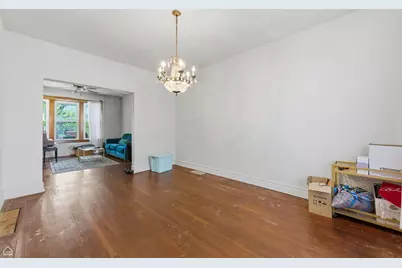 5044 W Wilson Avenue, Chicago, IL 60630 - Photo 19