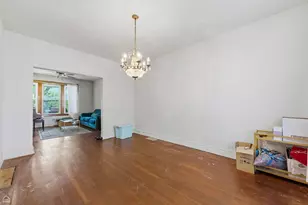 5044 W Wilson Ave, Chicago, IL 60630 - Photo 19